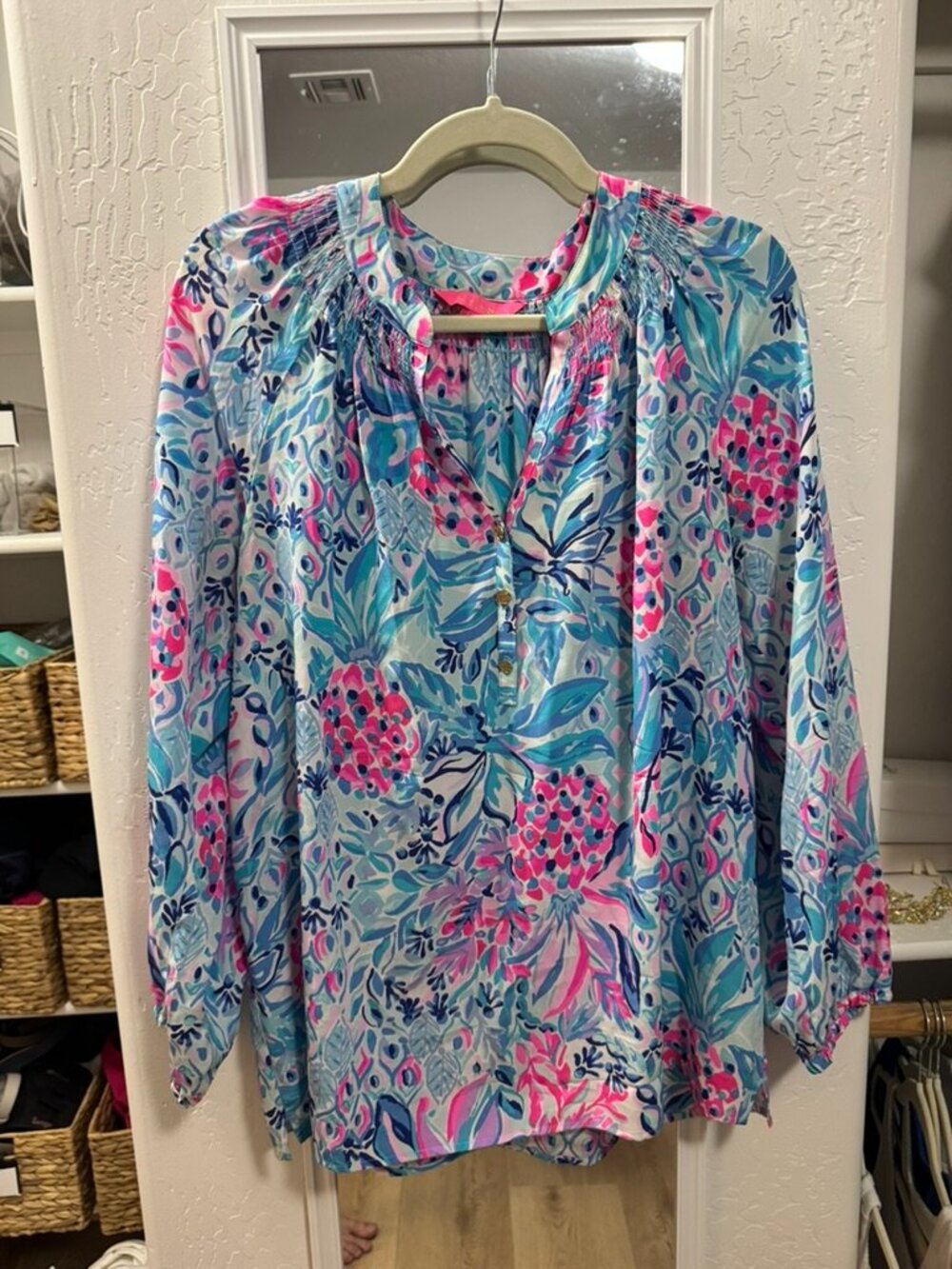 Lilly Pulitzer Elsa Silk Top Blue Pink Tropical Print Smocked Popover Size L